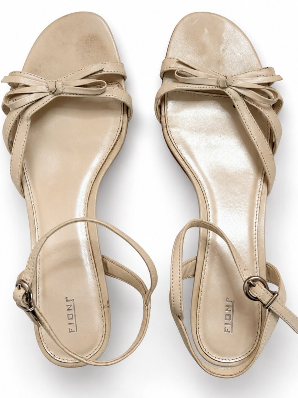 Fioni Y2K Cream Bow Kitten Heel Sandals Size 8.5
